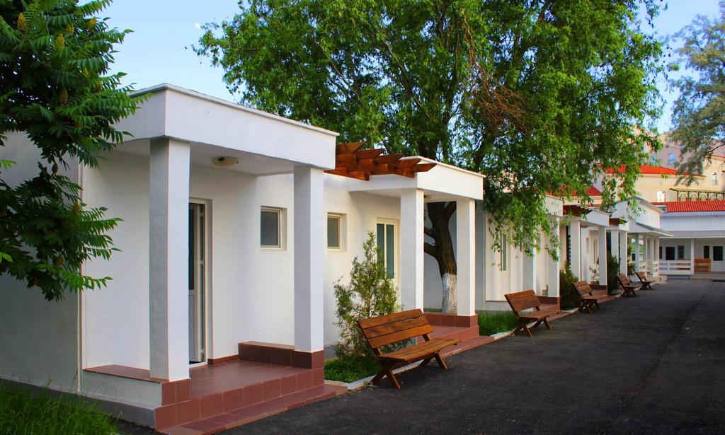 Hanul Piratilor Camping Village Năvodari Екстериор снимка